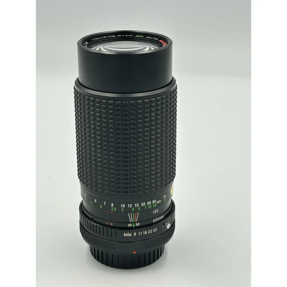 Tou/Five Star Macro Zoom Lens 75-200mm f1:4.5 for Canon FD Mount No. K8414643.